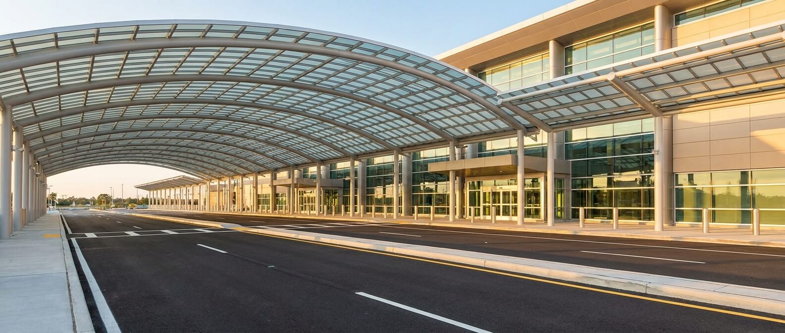 charleston-airport-to-downtown-shuttle-pickup-curb